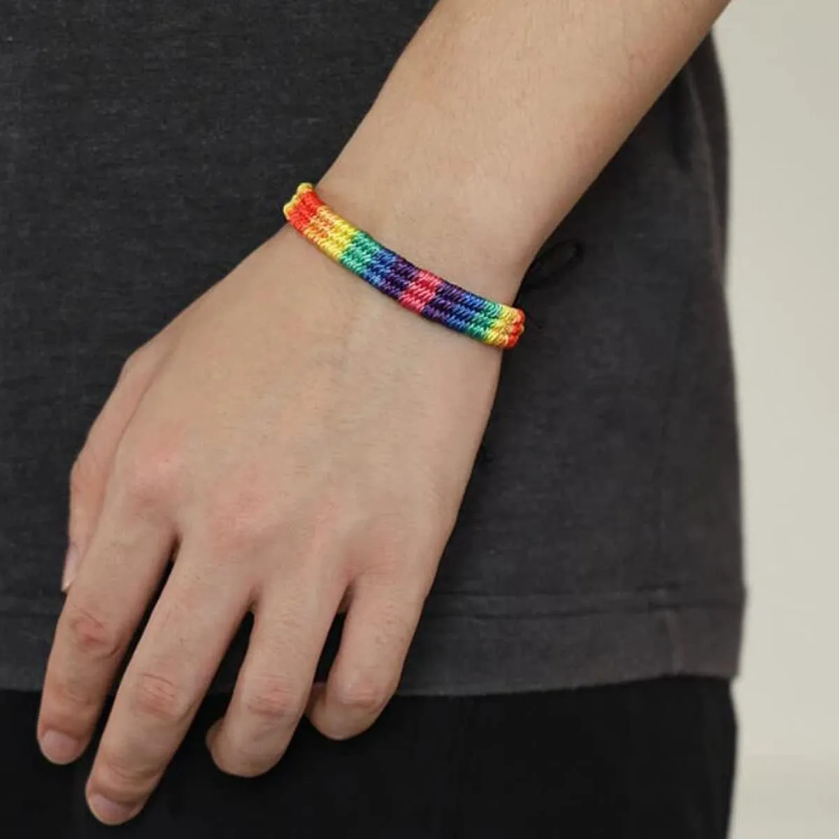 LGBT Pride Rainbow Bracelets for Couples Handmade Pride Friendship LGBTQ Bracelet for Women Men Braided Wristband Adjustable