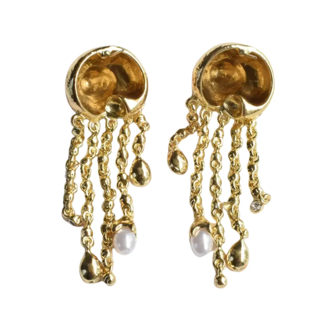 Pre Order:  Conch Sparkling Diamond Pearl Tassel Earrings
