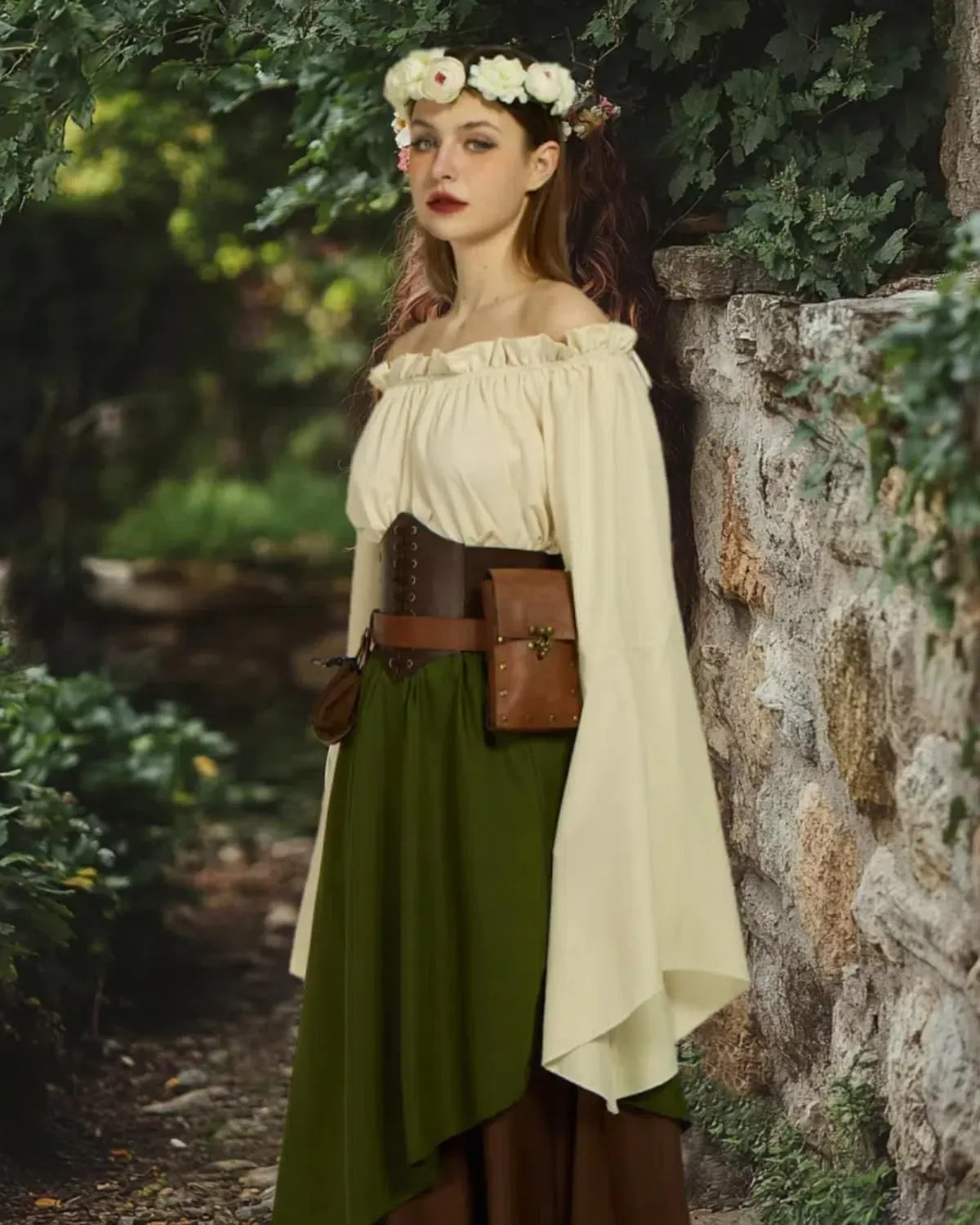 Renaissance Costume Women Ren Faire Outfit Medieval Skirt Dress with Corset Belt Pouch Coin Purse Skirt Hike 7PC