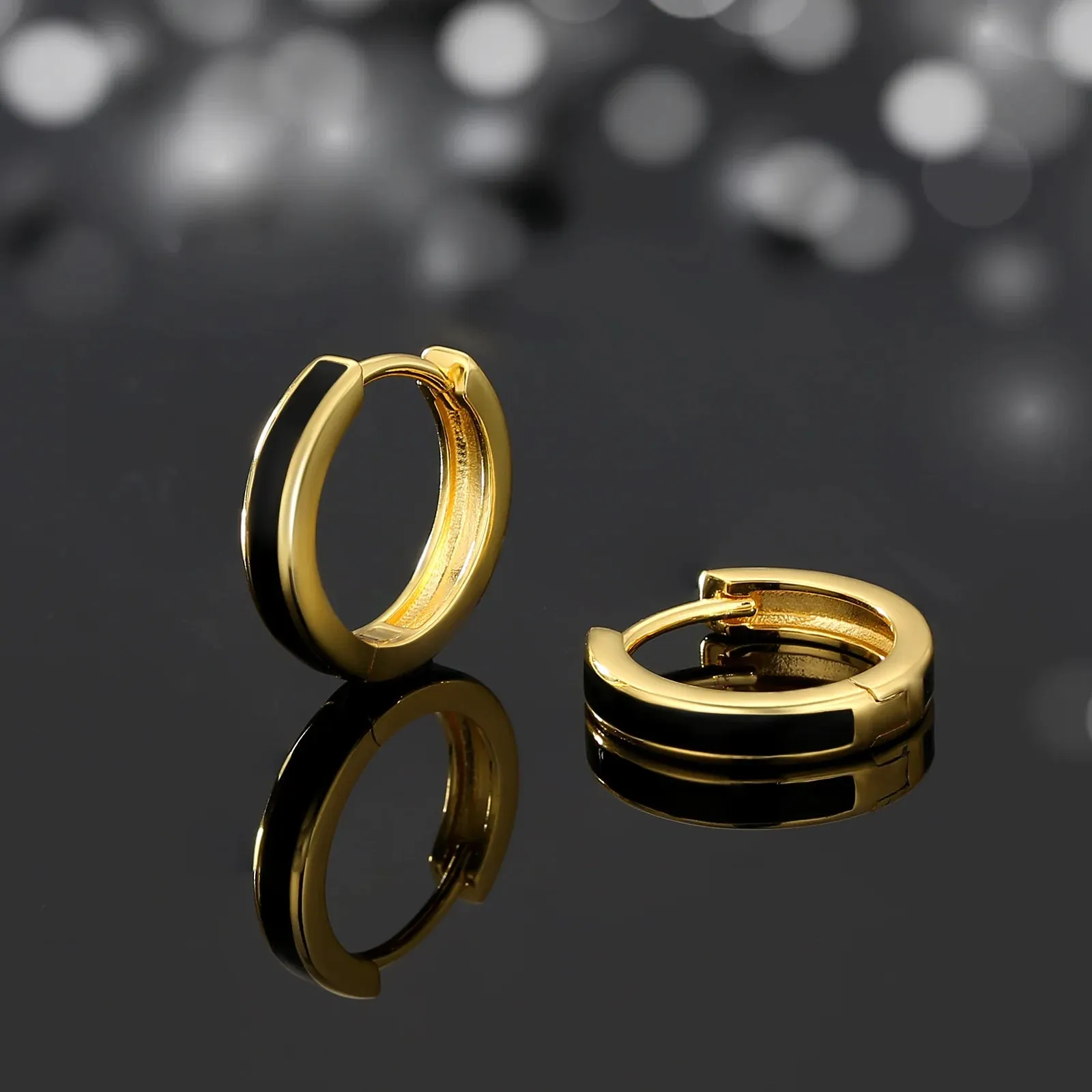S925 Silver Sleek Black Hoop Earrings in 14K Gold - 15mm